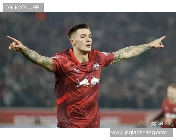 足球明星克雷斯的辉煌历程与对足球的热爱之旅 足球明星克雷斯的辉煌历程与对足球的热爱之旅